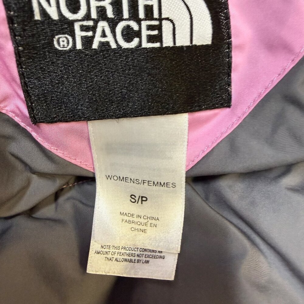 The North Face Women’s 600 Down Quilted Jacket Small Pink‎ EUC - Picture 8 of 13